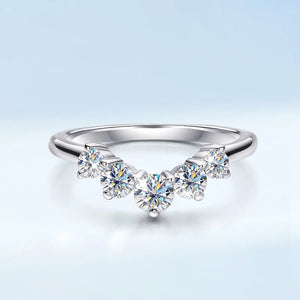 Exquisite 9.8 Ct.TW Round Brilliant VVS Diamond Halo Engagement Ring