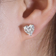 Load image into Gallery viewer, Certified 8.0 Ctw Heart Brilliant VVS Lab Diamond Sparkling 3Prong Solitaire Earrings