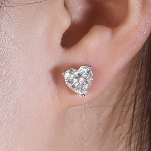 Certified 8.0 Ctw Heart Brilliant VVS Lab Diamond Sparkling 3Prong Solitaire Earrings