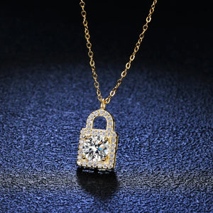 Certified 1.0 Ctw Round Brilliant VVS Diamond Pad Lock Necklace 18K