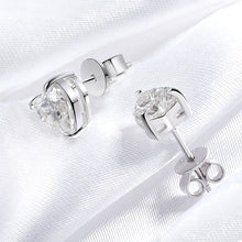 Load image into Gallery viewer, Certified 8.0 Ctw Heart Brilliant VVS Lab Diamond Sparkling 3Prong Solitaire Earrings