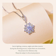 Load image into Gallery viewer, Certified 1.0 Ctw Round Brilliant VVS Diamond Flower Pendant Necklace