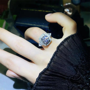 Certified 3.0 Ctw Big Square Round Brilliant VVS Shinny 4Cross Diamond Ring