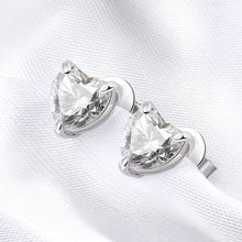 Load image into Gallery viewer, Certified 8.0 Ctw Heart Brilliant VVS Lab Diamond Sparkling 3Prong Solitaire Earrings