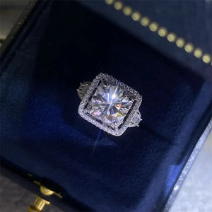 Certified 3.0 Ctw Big Square Round Brilliant VVS Shinny 4Cross Diamond Ring