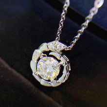 Load image into Gallery viewer, Certified 1.0 Ctw Round Brilliant VVS Curly Shell Diamond Pendant Necklace