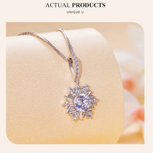 Load image into Gallery viewer, Certified 1.0 Ctw Round Brilliant VVS Diamond Flower Pendant Necklace