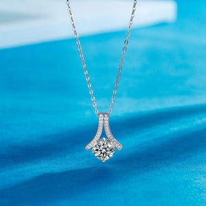 Certified 2.0 Ct.TW Round Brilliant VVS Sparkling Diamond Flower Pendant Necklace