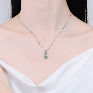 Certified 1.8 Ctw Round Brilliant VVS Three Diamond Accented Pendant Necklace