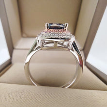 Load image into Gallery viewer, Certified 1.0 Ct.TW Multi-Colored Brilliant VVS Halo Diamond Ring