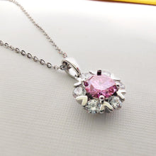 Load image into Gallery viewer, Certified 1.0 Ctw Round Brilliant VVS Diamond Knot Pendant Necklace