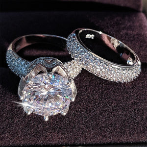 Luxurious 4.91 Ctw Round Semi-Precious Gems High Carbon Diamond Rings